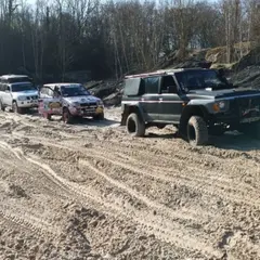 Randonnée découverte et conduite en 4x4 depuis Étampes