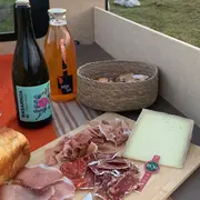 Randonnée en quadricycle électrique à Iraty, rencontre avec une bergère et pause gourmande en estive