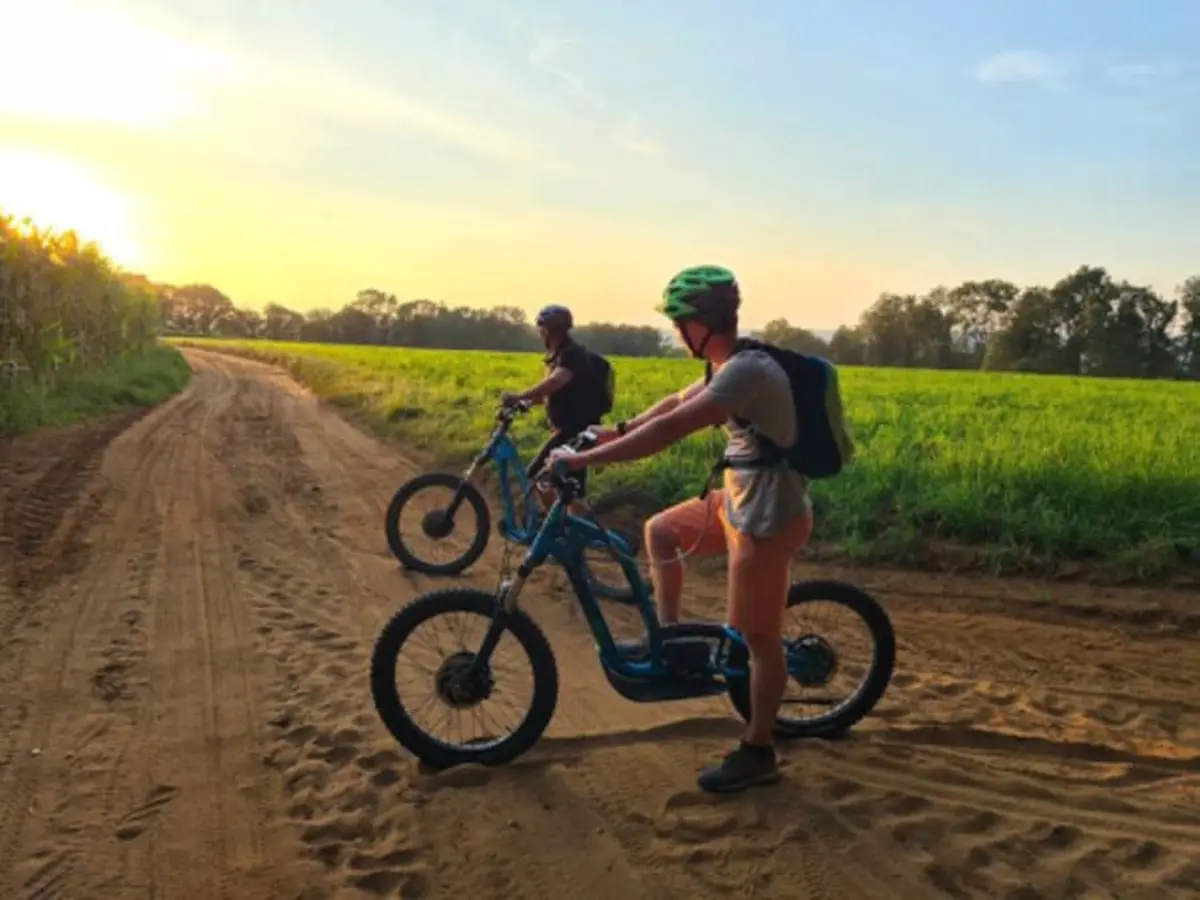Randonnée en trottinette électrique au départ de Mouzon (08)