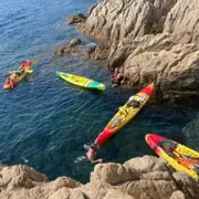 Randonnée guidée en kayak depuis la plage de Pampelonne