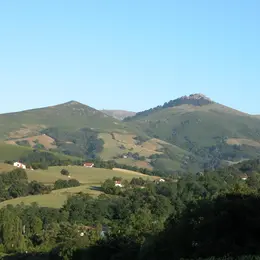 Randonnée nature sur le Mondarrain