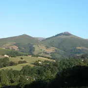 Randonnée nature sur le Mondarrain