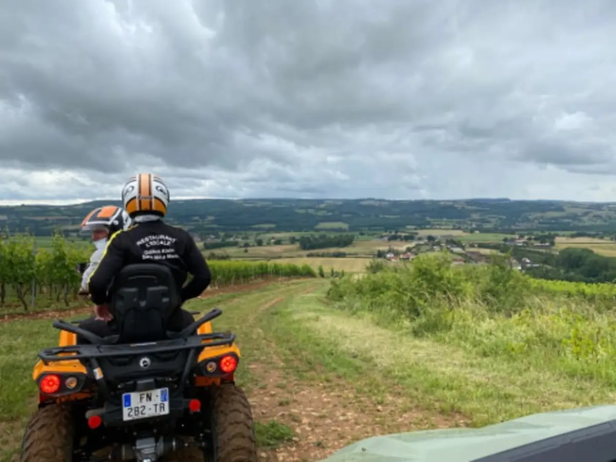 Randonnée Quad à Couches dans les vignobles