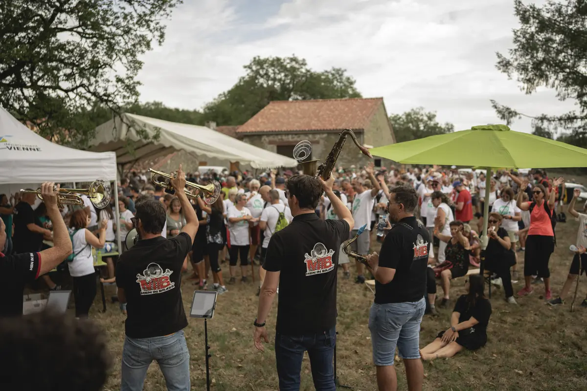 Randonnez–vous en Haute-Vienne, (re)découvrez Saint-Léonard-de-Noblat et le Pays Monts et Barrages