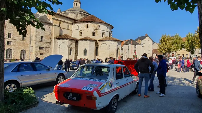 Rassemblement de véhicules anciens
