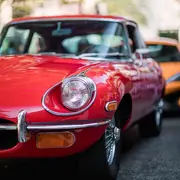 Rassemblement de voitures anciennes