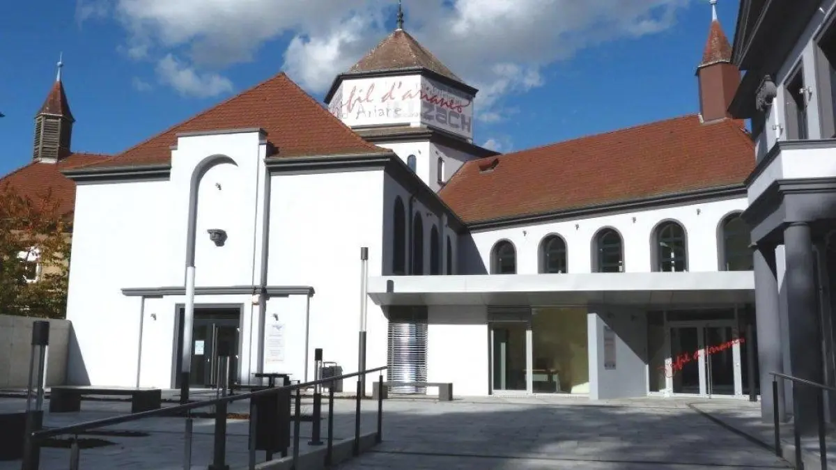 Réagir Emploi Formation est un espace d’intervention au service des usagers désireux de (re)trouver un emploi et/ou une formation.