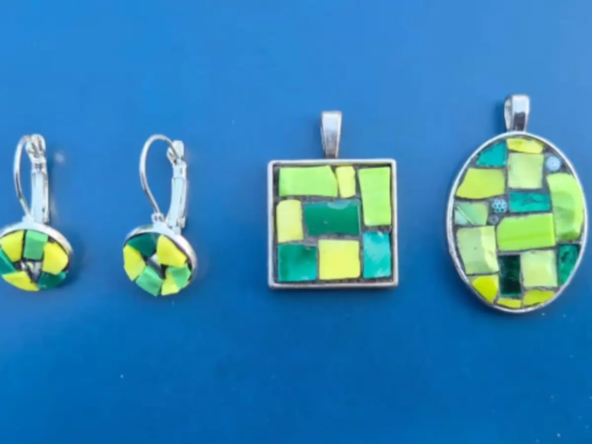 Réalisez votre parure de bijoux en mosaïque à Rennes (35)
