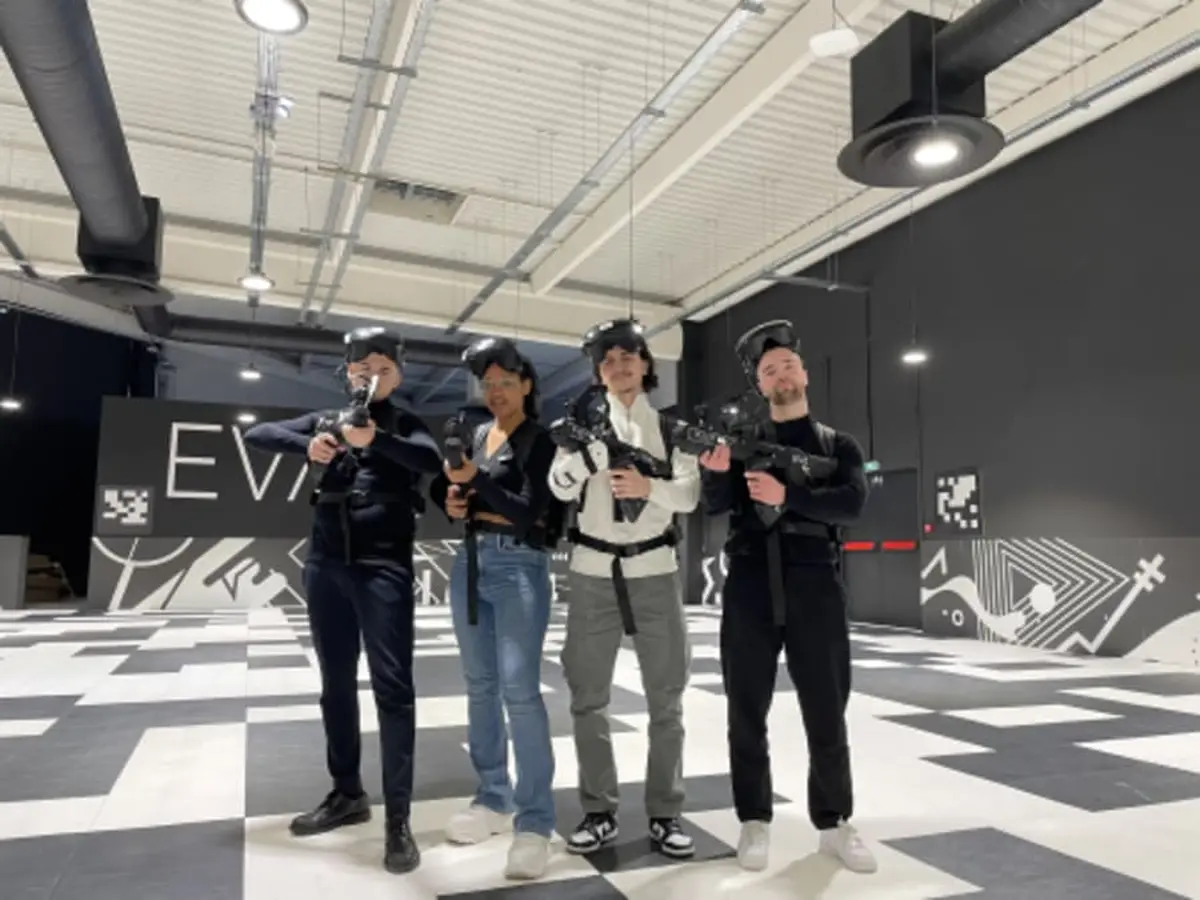 Réalité virtuelle en arène à EVA Maurepas (78)
