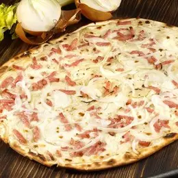 Recette de la tarte flambée d'Alsace en vidéo !