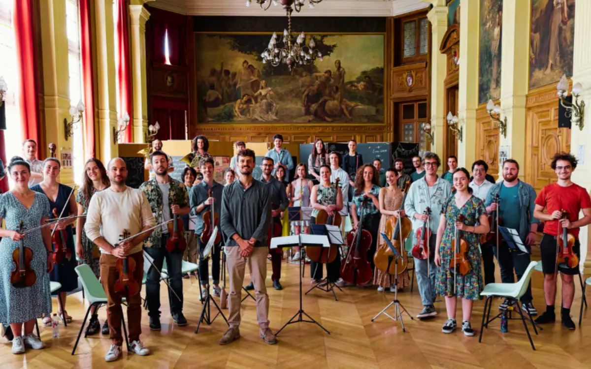 Plus de 40 musiciens pour un orchestre symphonique