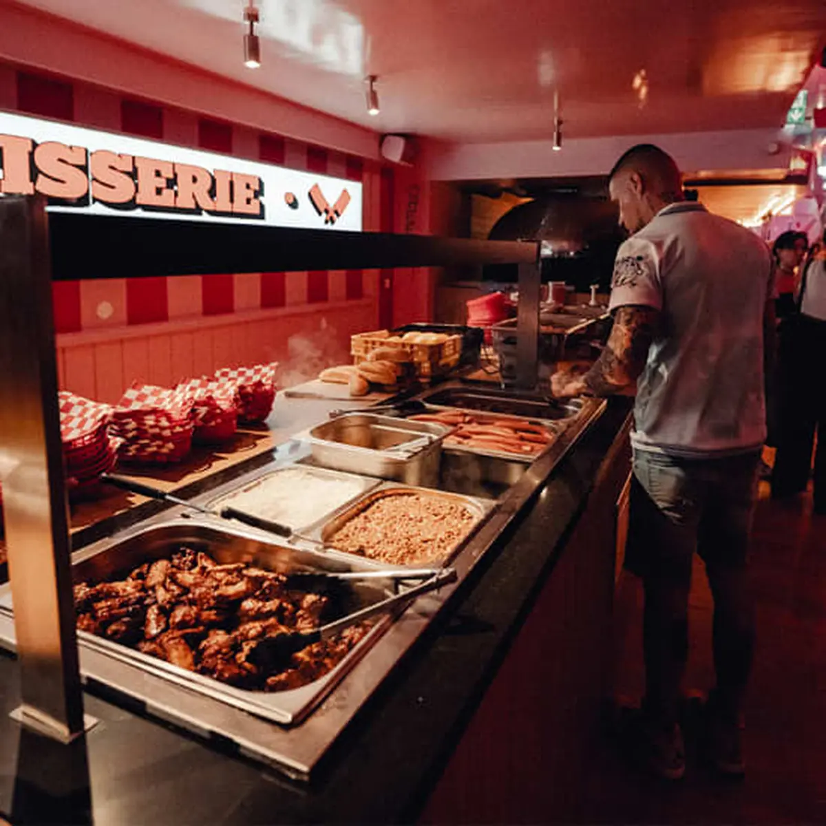 Refill Club, buffet à volonté le plus décadent de Paris