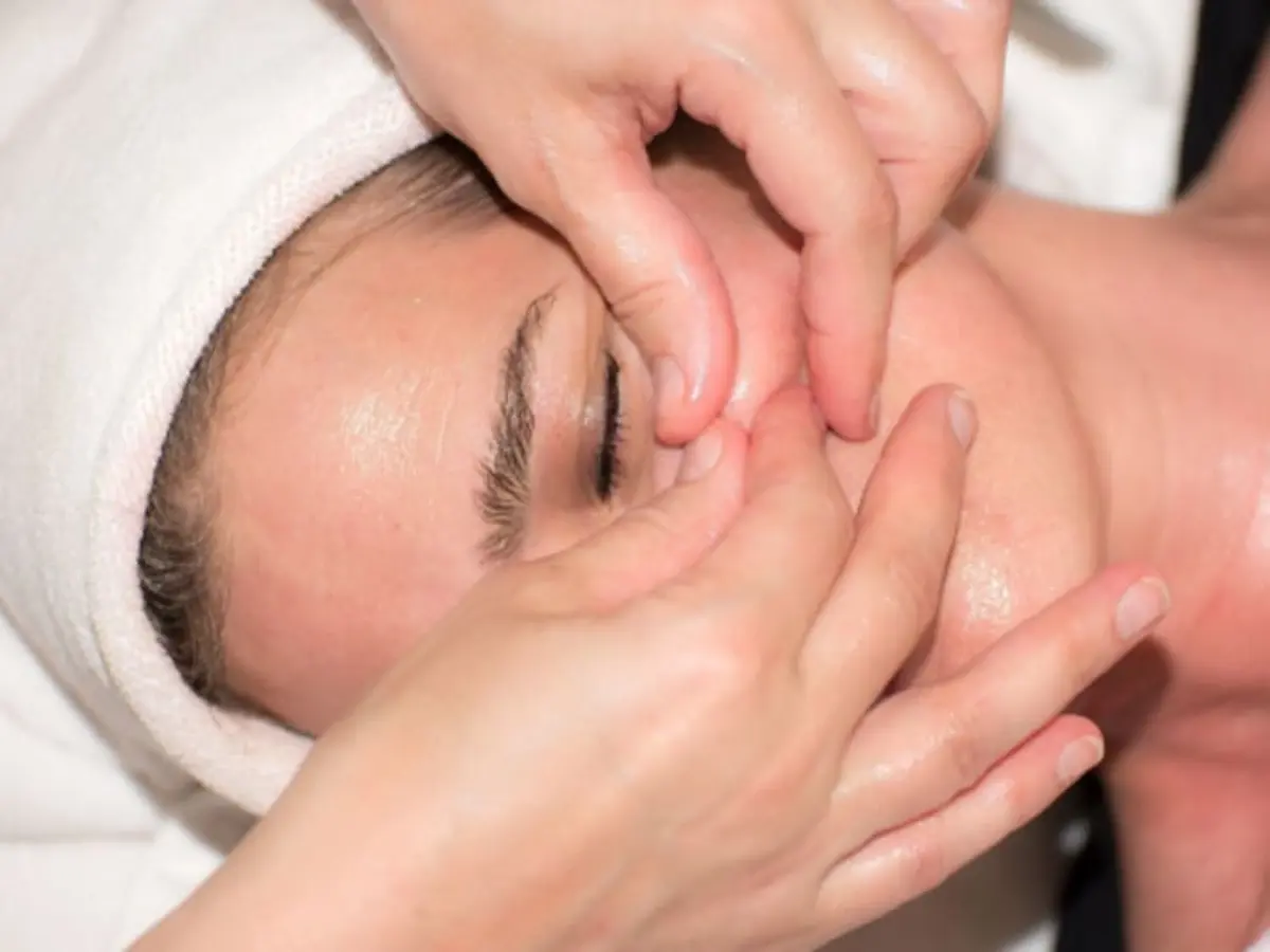 Réflexologie faciale et abdominale à Angers (49)