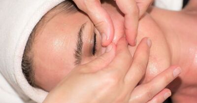 R&eacute;flexologie faciale et abdominale &agrave; Angers (49)