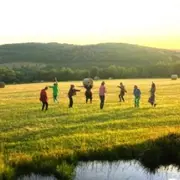 Rendez-vous des curieux - atelier de pratique théâtrale en forêt : vivant-es