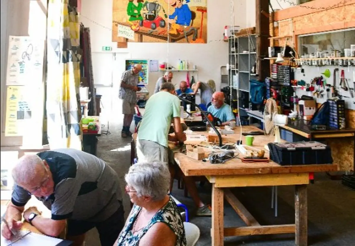 Repair café,  Journée nationale de la réparation | La Traverse