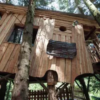 La Clairière aux cabanes &copy; Michel Laurent - Bol d'Air