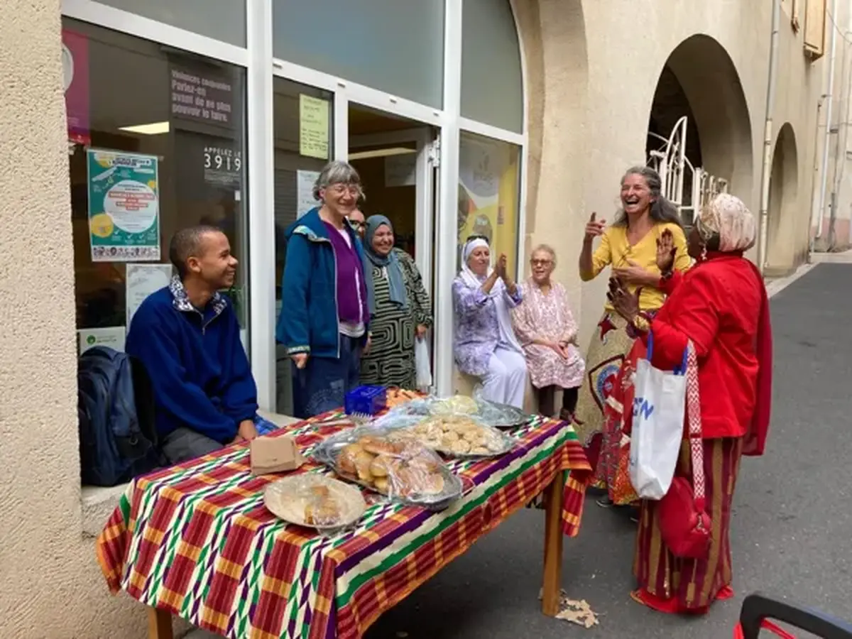 Repas à emporter - Association Myriades - la Passerelle