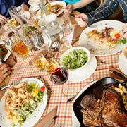 Repas du club des Hirondelles