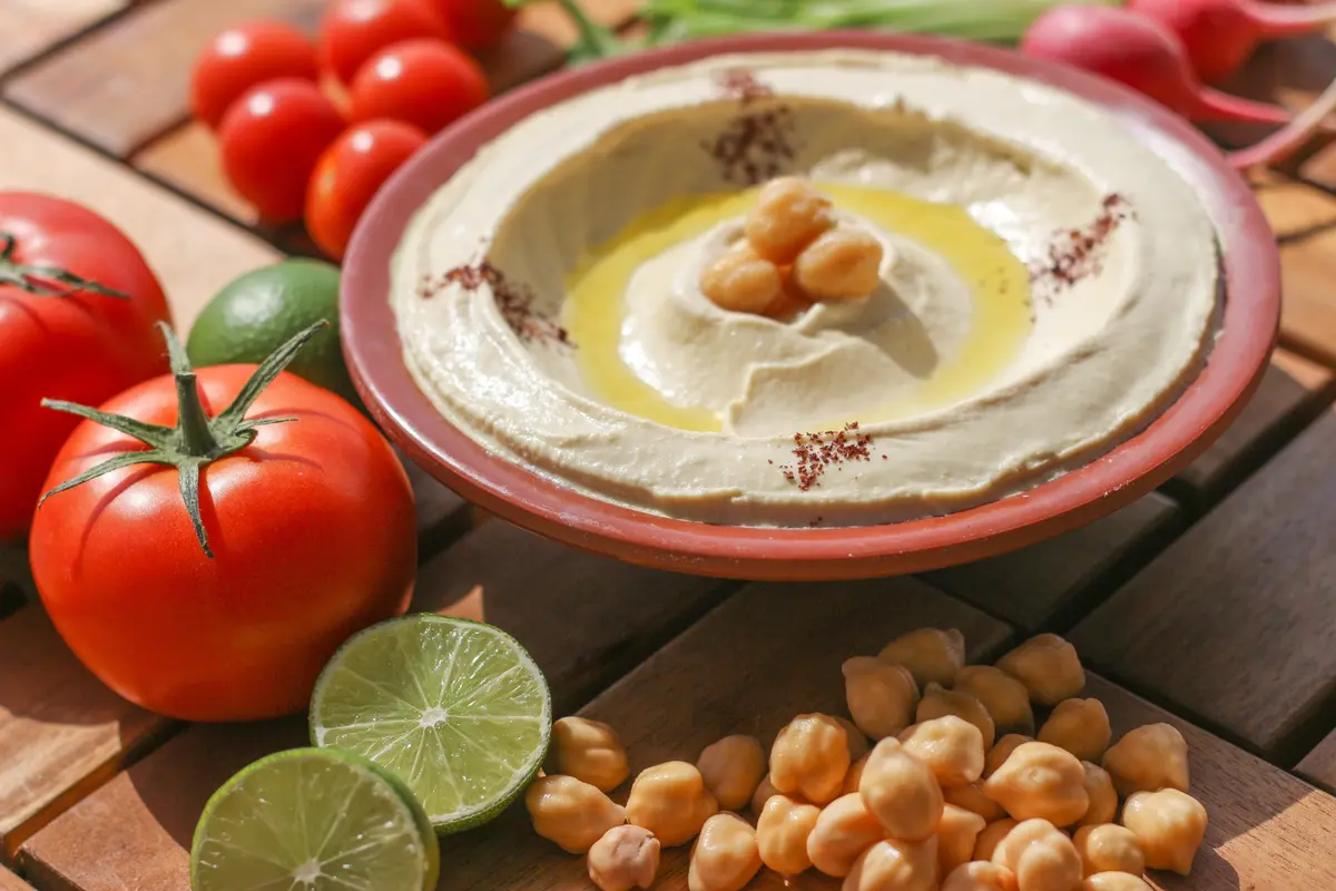 Repas libanais à l'occasion des Francopholires de Bouriane, le Festival des littératures francophones