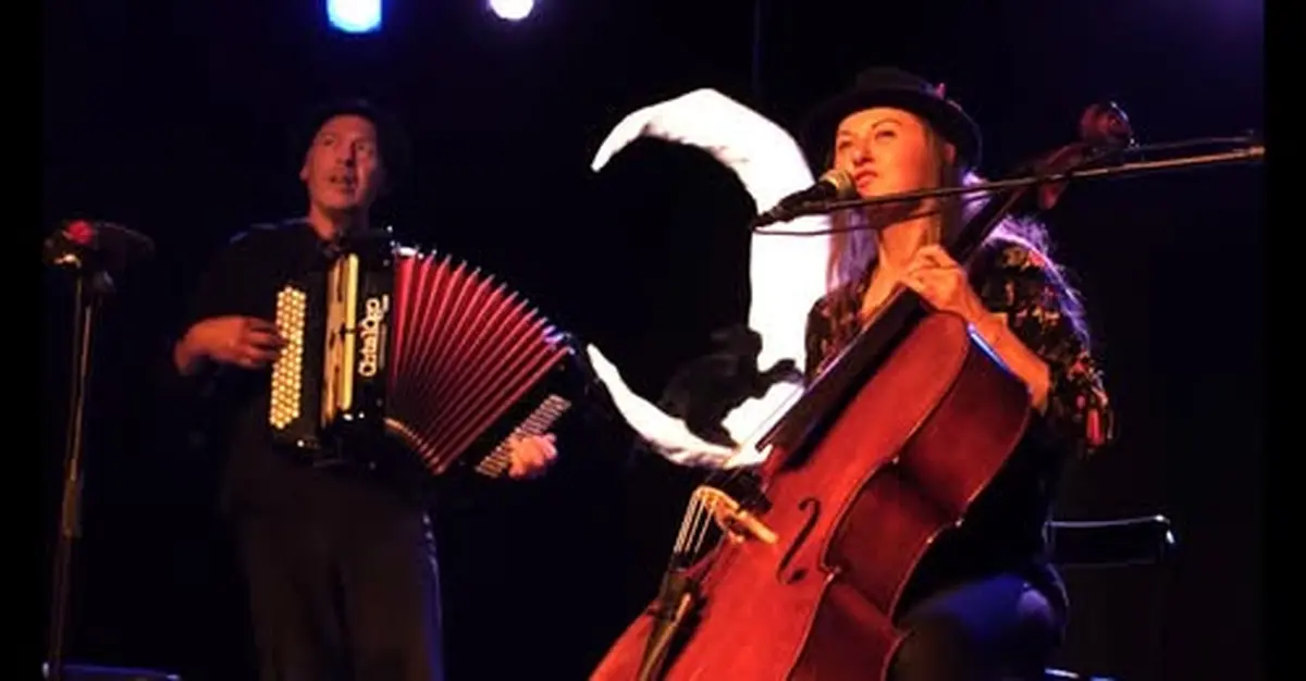 Reporté - Concert Au Moulin D'Auxillac : Chtologo