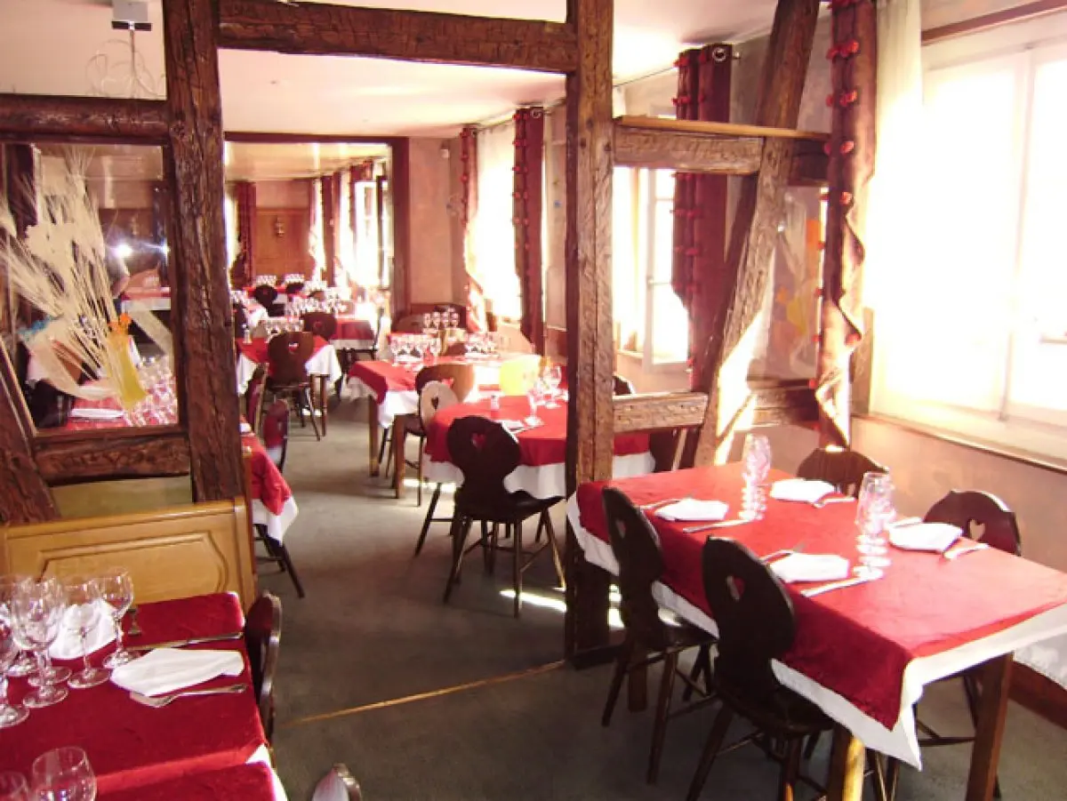 Restaurant à l'auberge du Cerf