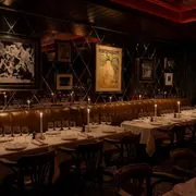 Le Pompon, nouveau restaurant festif dans le quartier de la Bourse à Paris