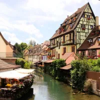 Le charme de certains quartiers remarquables d'Alsace ne manqueront pas de vous enchanter dès le premier coup d'oeil&nbsp;! &copy; Jenifoto - fotolia.com