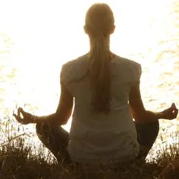 Retraite spiritualité indienne traditionnelle, Yoga, massage ayurvédique