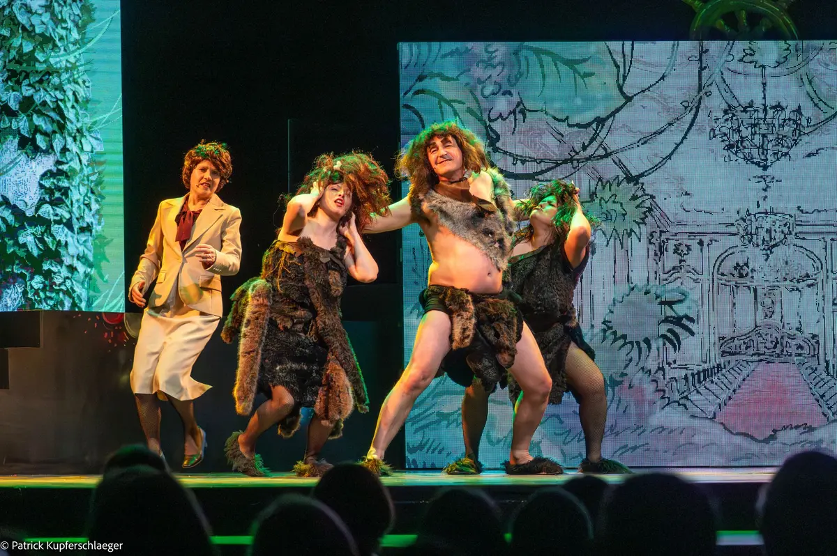 La Revue Scoute - Bloody Mairie