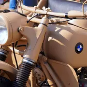 Ronde des vergers en vieille moto