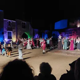 Ronsard en scène: La malle du Léon, mémoire du temps en Vallée de Ronsard à Vallée de Ronsard