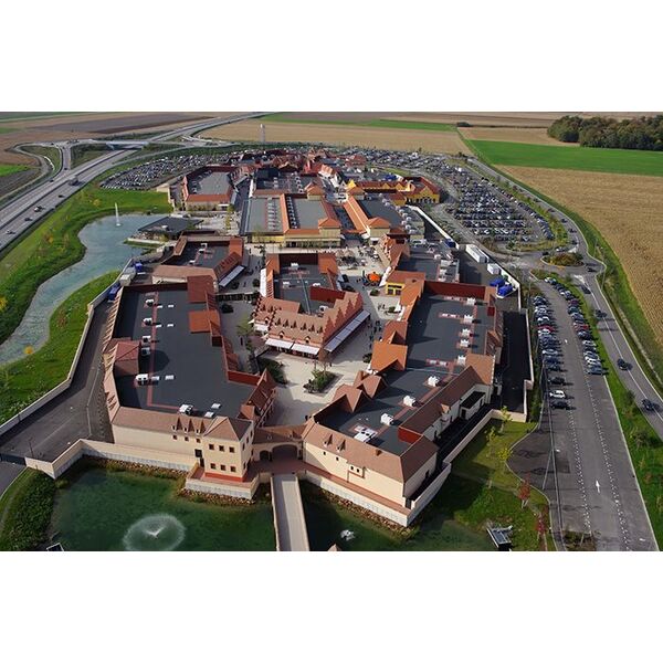 Roppenheim The Style Outlets Vetements Et Produits A Prix Casses Centre Commercial Plein Air