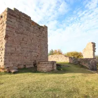 Les ruines du château haut-perché du Petit Hohnack &copy; Lionel Allorge