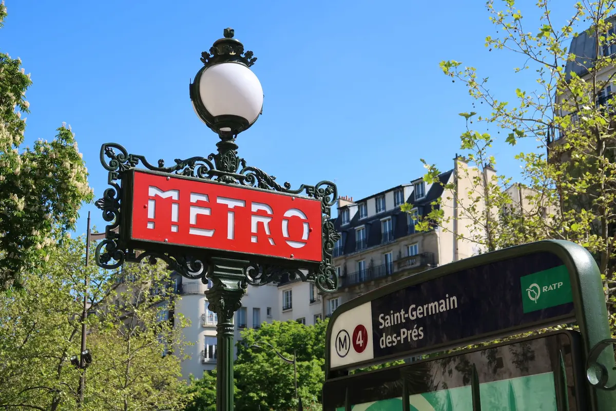 Saint-Germain-des-Pr&eacute;s autrement : 8 fa&ccedil;ons originales de red&eacute;couvrir ce quartier mythique de Paris