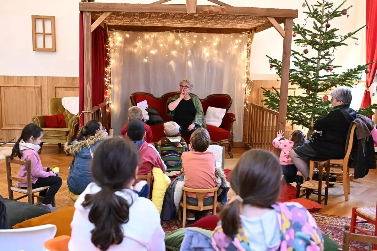 On vient se blottir pour écouter des supers comptes au chaud
