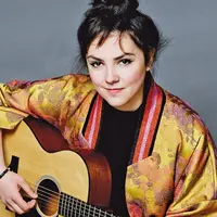 La jeune chanteuse Hoshi, qui cartonne cette année à la radio &copy; Yann Orhan