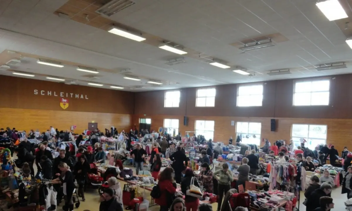 Une bourse aux vêtements à Schleithal