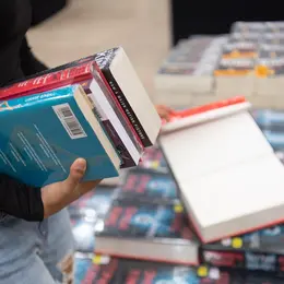 Salon du livre à Sérilhac : Nid de plumes