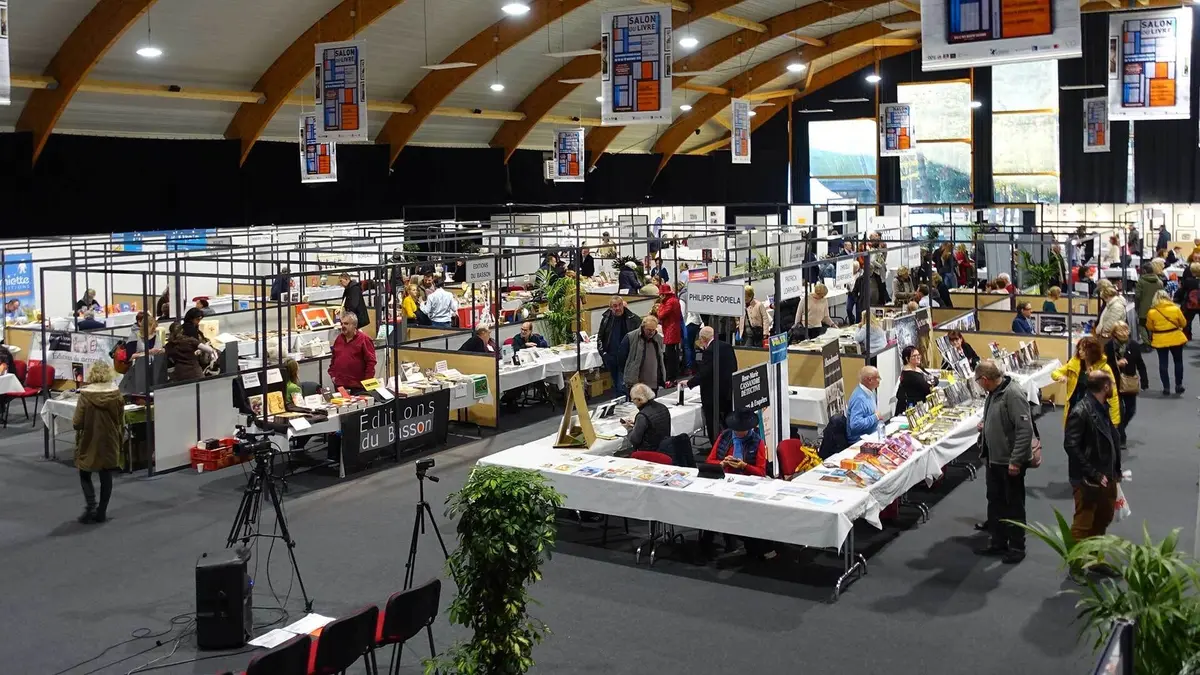 En 2025, près de 10.000 visiteurs se sont rendus au Salon du Livre du Touquet. 