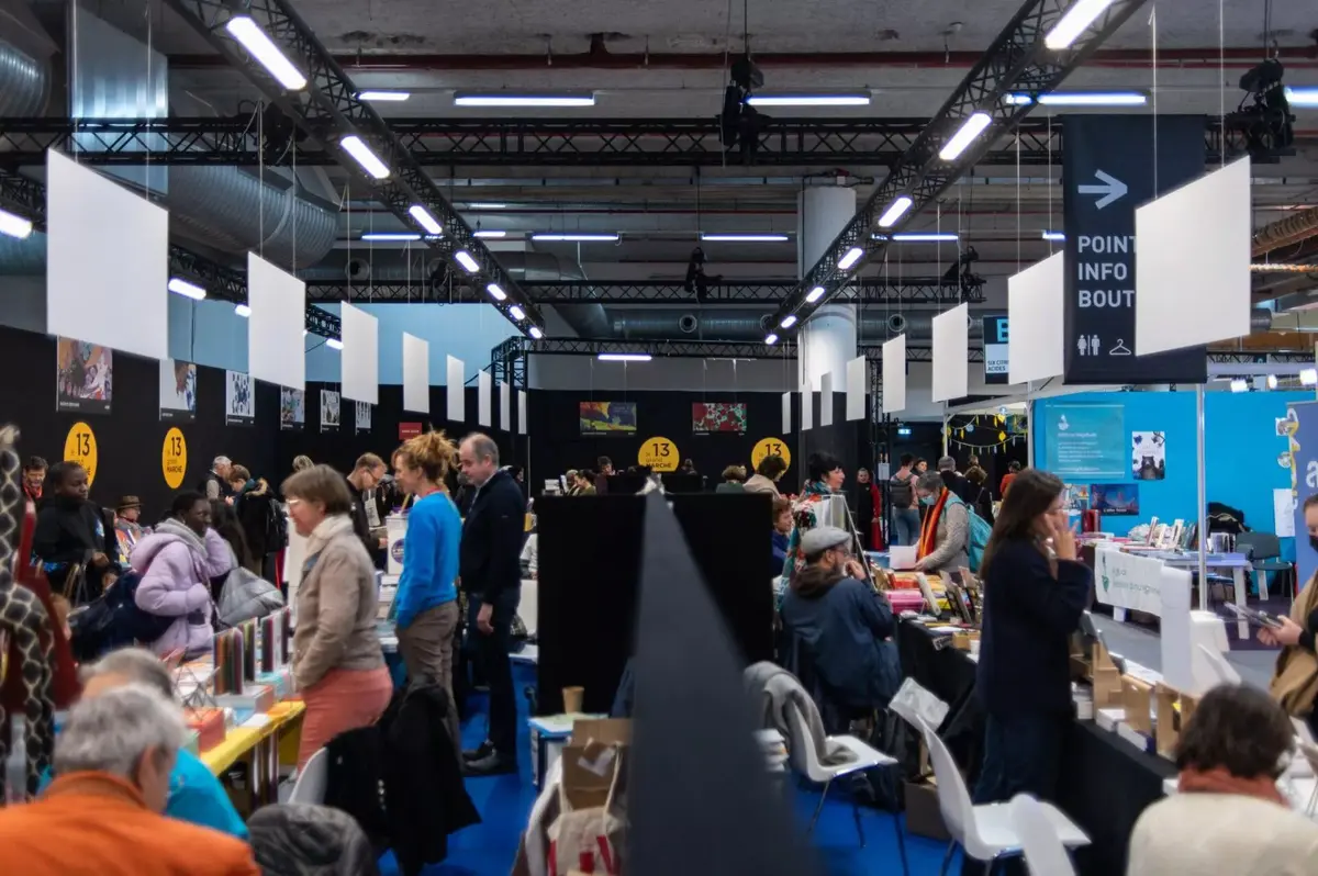 Festival littéraire et artistique, le Salon du Livre et de la Presse Jeunesse accueille près de 400 exposants et 250 auteurs et autrices. De quoi trouver son bonheur! 