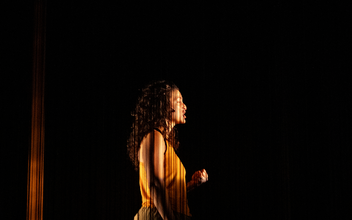 Sarah M. IQTIBAS (Allumer son feu au foyer d’un autre)