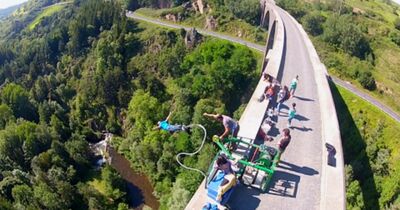 Saut &agrave; l'&eacute;lastique au Viaduc de la Recoum&egrave;ne (43)