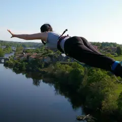 Saut à l'élastique du Viaduc de l'Isle Jourdain (86)