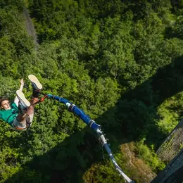 Saut à l'élastique du viaduc de Ste-Eulalie de Cernon