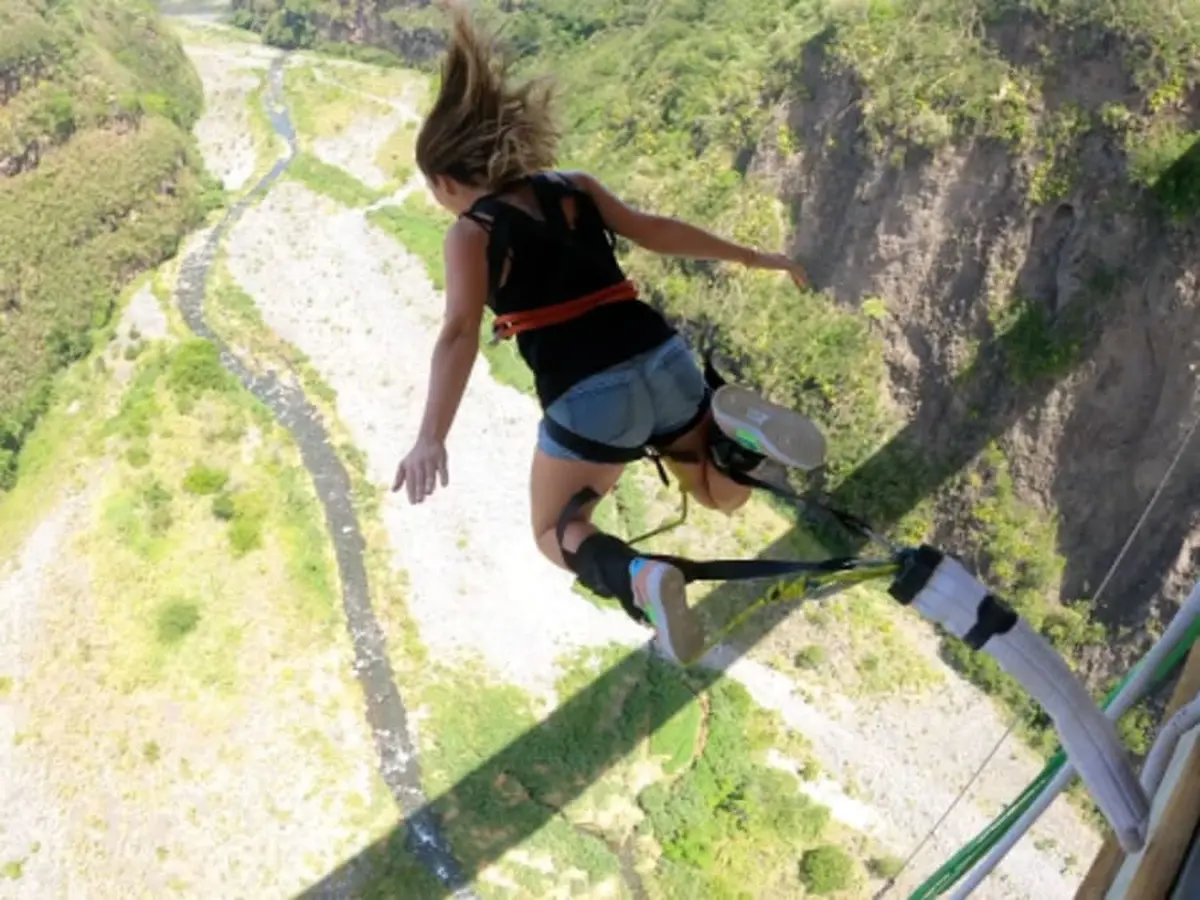 Saut à l'élastique et Saut Pendulaire à la Réunion