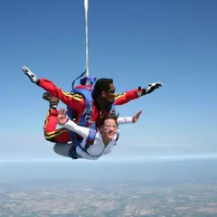 Saut en Parachute en tandem à Lons-le-Saunier (39)