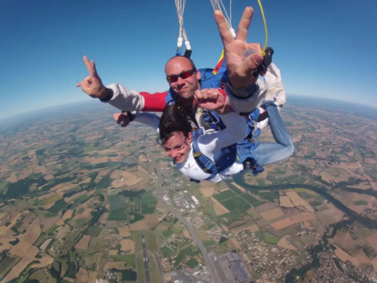 Saut en Parachute en tandem à Rodez (12)