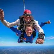 Saut en Parachute en tandem à Vannes (56)
