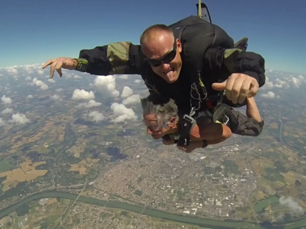 Saut en parachute en tandem depuis Cazères Palaminy (31)